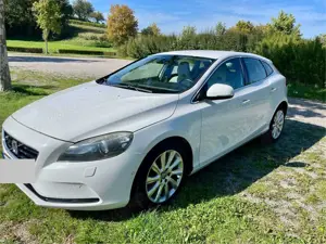 Volvo V40 V40 D2 Summum Bild 2