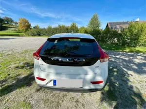 Volvo V40 V40 D2 Summum Bild 4