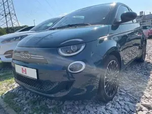 Fiat 500e 500 e La Prima
