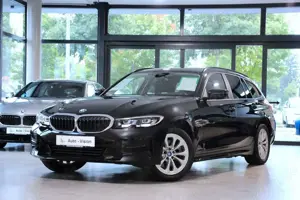 BMW 320 e (G21) *LED*360° View*Navi*AppleCP*AndroidAu