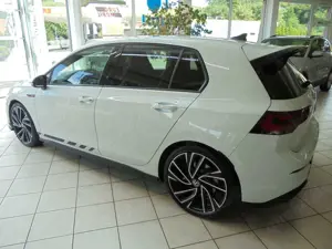 Volkswagen Golf VIII GTI Clubs/Leder/Pano/Matrix/19"/Harman Bild 2