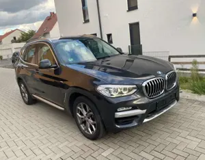 BMW X3 xDrive 20d xLine Pano Leder Navi LED Kamera Bild 1
