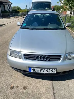 Audi A3 1.8 T quattro Attraction Bild 3