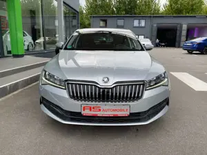 Skoda Superb Ambition mit beh. Windschutscheibe/SmartLink Bild 2