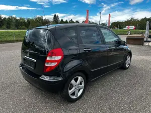 Mercedes-Benz A 200 Automatik Benzin Bild 5