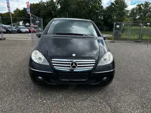 Mercedes-Benz A 200 Automatik Benzin Bild 2