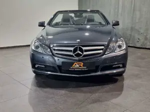 Mercedes-Benz E 250 E -Klasse Cabrio E 250 CGI BlueEfficiency Bild 3