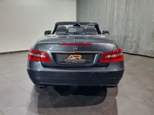 Mercedes-Benz E 250 E -Klasse Cabrio E 250 CGI BlueEfficiency Bild 5