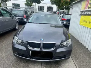 BMW 318 318i Automatik, Navi, 3 Hand, Top Zustand