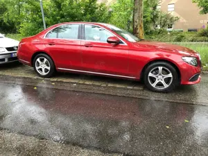 Mercedes-Benz E 200 Automatic