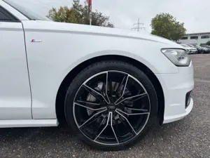 Audi A6 Avant 3.0 TDI Quattro Kamera Luft BoseAlcanta Bild 5