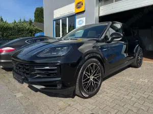 Porsche Cayenne Coupe E-Hybrid*BI-COLOR*ACC*VOLL*