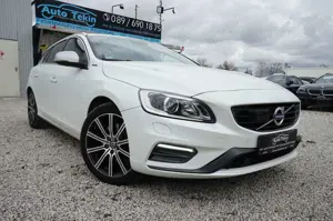 Volvo V60 D6 AWD Twin Engine Momentum R-Design Hybrid