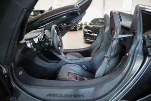 McLaren 650S Spider 650S SPIDER 1.HAND | 4750KM | CARBON | KERAMIK Bild 5