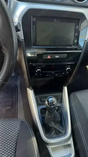 Suzuki Vitara Vitara 1.6 (4x2) Comfort Bild 5