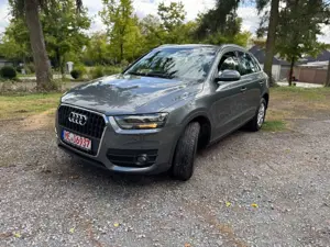 Audi Q3 1,4l S-tronic mit erst 87500 km !