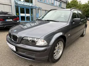 BMW 320 BMW 320i Touring *1. HAND*SHZ*SHD*Schalter