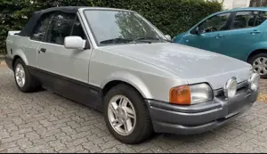 Ford Escort XR3i