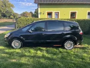 Ford S-Max Trend 2,0 TDCi 96kW DPF Ambiente TÜV 02/2027 Bild 2