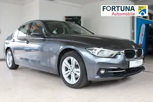BMW 320 i Aut. Sport Line LED Navi Prof. Kamera