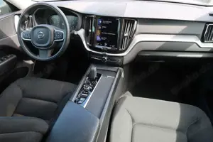Volvo XC60 2.0 B4 Momentum Pro*Navi*LED*Kamera*DAB* Bild 4