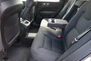 Volvo XC60 2.0 B4 Momentum Pro*Navi*LED*Kamera*DAB* Bild 5