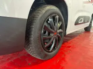 Citroen Berlingo Feel M Bild 4