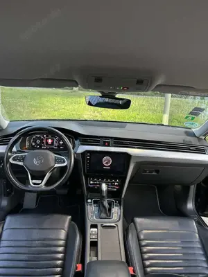 Volkswagen Passat 2.0 TDI SCR DSG 4Motion Elegance Bild 4