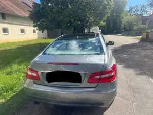 Mercedes-Benz E 250 CGI Coupe BlueEFFICIENCY Automatik Elegance Bild 2