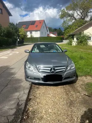 Mercedes-Benz E 250 CGI Coupe BlueEFFICIENCY Automatik Elegance Bild 5