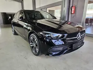 Mercedes-Benz C 300 T e Avantgarde+Night-Paket +wieNeu!