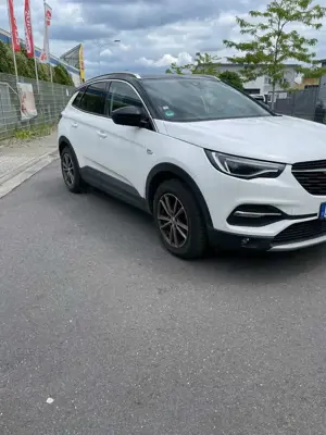 Opel Grandland X 1.2 Start/Stop Automatik Ultimate