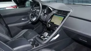 Jaguar E-Pace E-PACE D200 R-DYNAMIC S*AWD*BLACK PACK* Bild 5