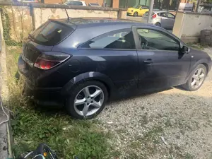 Opel Astra GTC 2.0 Turbo Sport