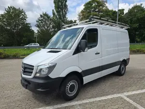 Mercedes-Benz Sprinter Kasten 214CDI+AHK+NAVI+DACHGEBÄCKTRÄGER