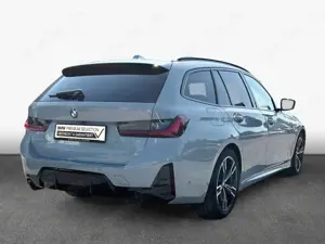 BMW 320 i Touring Aut. *SHZ*Navi*Sportpaket* Bild 2