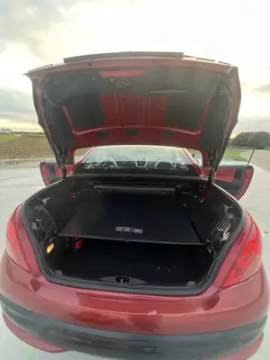 Peugeot 207 CC 120 VTi Platinum Bild 5