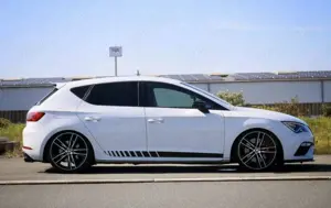 SEAT Leon Cupra 300 5F, TÜV/AU Neu, kein Opf Bild 2