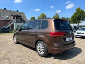 Volkswagen Touran 2.0 TDI Scheckheft,Panorama-Dach,TÜV NEU Bild 3
