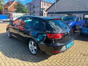 SEAT Leon ST FR Automatik  LED Klima MFL Bild 5