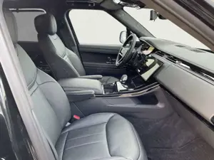 Land Rover Range Rover Sport 4.4 V8 Benzin P530 Autobiography Sportpaket Bild 3