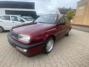 Volkswagen Vento 1.8 55kW CL