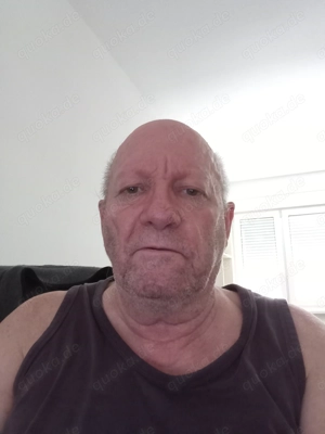 Er 68 sucht Frau 70+ mit Haus und Stock