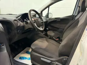 Ford Tourneo Courier Ambiente*1.hd*Navi*PDC*SZH Bild 4