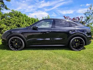 Porsche Cayenne Cayenne Turbo GT *MwSt* *PCCB* *Schutzfolie* Bild 4