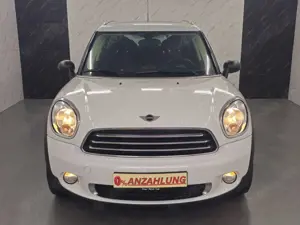 MINI One Countryman Panorama+Klima+Shzg+PDC+Radio CD Bild 2