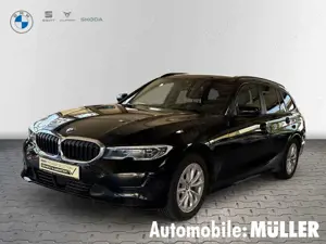 BMW 318 i Touring Park-Assistent HUD AHK-klappbar Navi Led