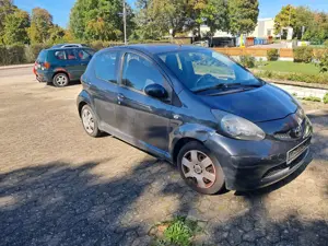 Toyota Aygo Aygo  5-Türer City Bild 2