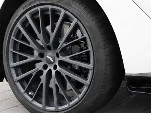 Aston Martin DBX 707 V8 4x4 Bild 4