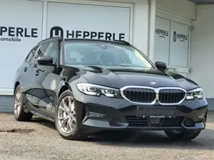BMW 330 i T. Sport Line LED+HARMAN  KARDON+ACC+360°